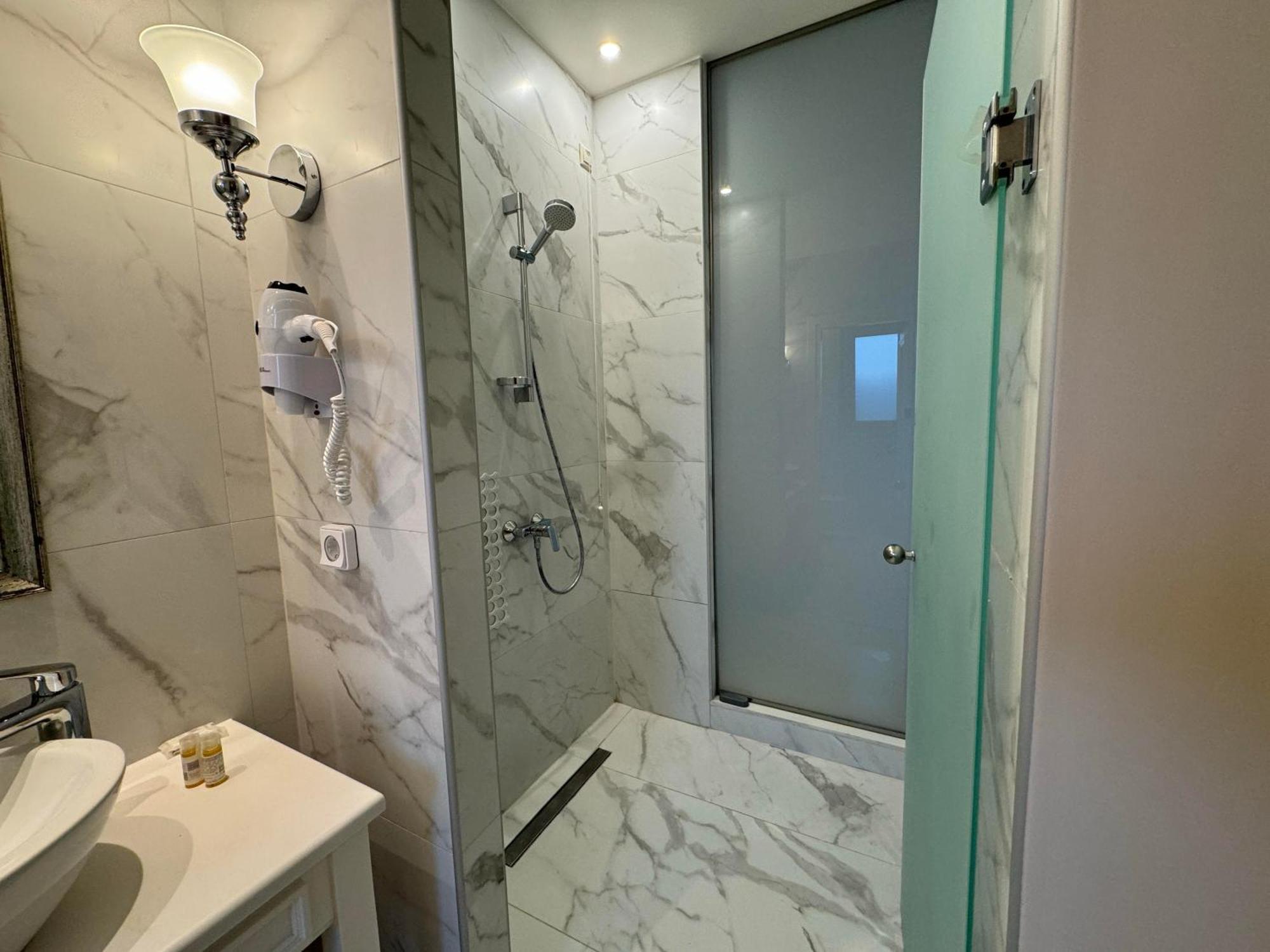 Aparthotel Iris Premium à Nydri  Extérieur photo